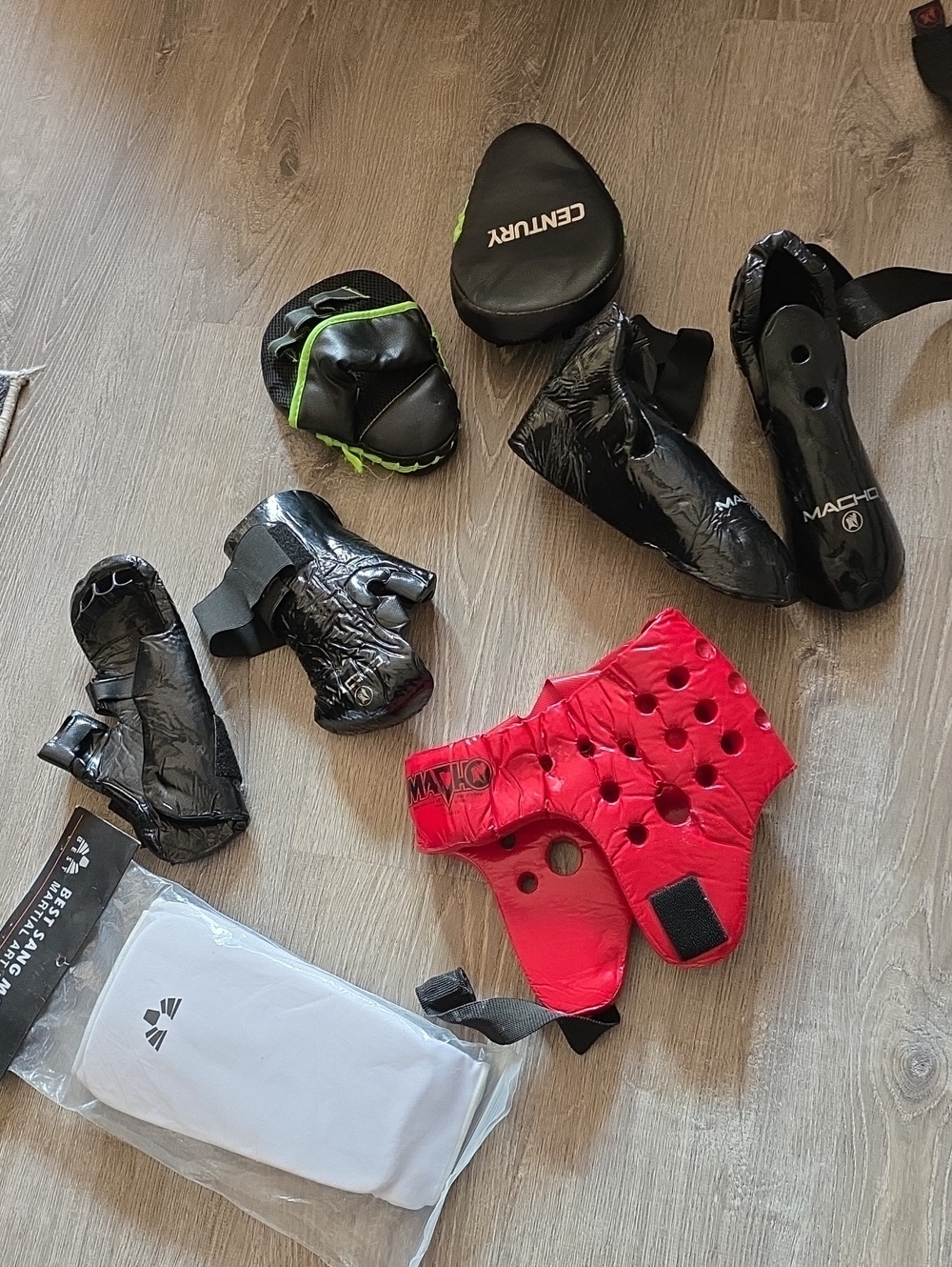 Sparring Set Protective Fight Gear. Helmet, Foot, Shin, Hand Protection. Martial